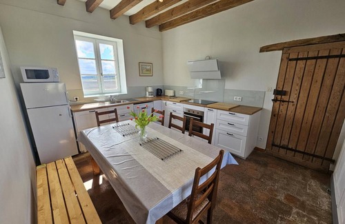 Parcay-sur-Vienne Cottage | Spacious Gite Parçay-sur-Vienne with Spa & Family Amenities