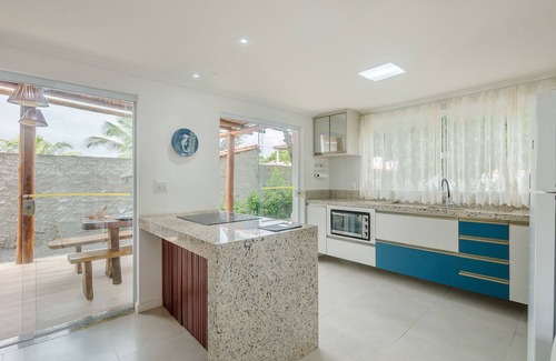 Imbassai Ski Chalet | Charming House in Imbassai w/Pool Rtq0009