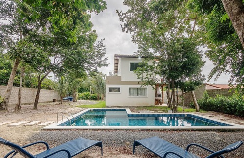 Imbassai Ski Chalet | Charming House in Imbassai w/Pool Rtq0009