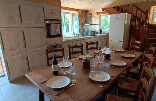 Saint-Cybranet House | Idyllic Retreat for 12 with Heated Pool near Sarlat