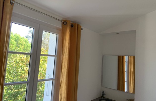 Les Portes-en-Re House | Inviting House with Pool and Ocean View in Portes en Ré