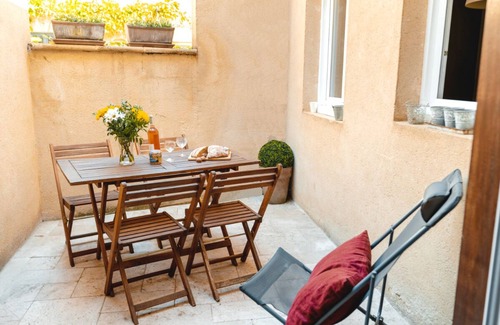 Sarlat-la-Caneda House | Tranquil Villa in Sarlat with Terrace and WiFi