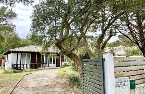 Soorts-Hossegor House | Prime Location House Steps from Hossegor's South Beach