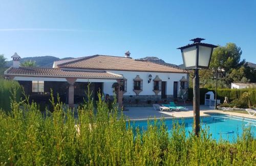 Arriate House | Relaxing 3-Bedroom House with Private Pool in Arriate