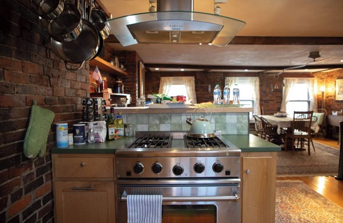 Chinatown House | Ideal Boston House with Parking, WiFi & Top Amenities