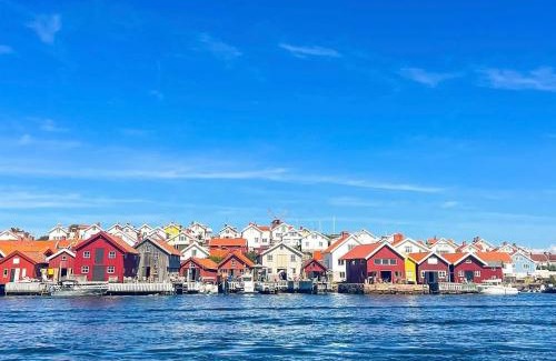 Mollosund House | Elegant Oceanfront House in Mollösund with Family Amenities