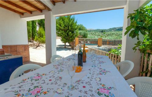 Montefrio House | Idyllic Retreat in Montefrio with Private Pool & Pet Friendly