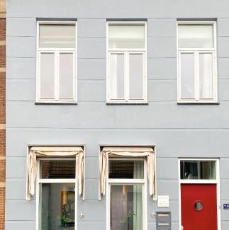 Oud-Beijerland House | Pet-Friendly House in Oud-Beijerland's City Centre