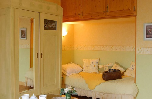 Watronville Bed & Breakfast | Charming house in orchard heart with fireplace, secret garden and children's games