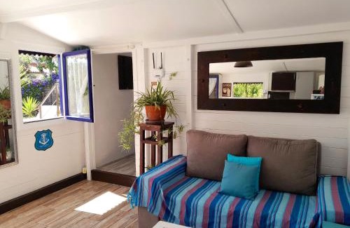 Alhadas House | Cozy 2-Bedroom House with Garden and WiFi near the Beach