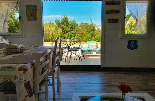Alhadas House | Cozy 2-Bedroom House with Garden and WiFi near the Beach