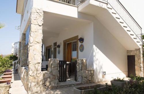 San Giorgio House | Relaxing 2-Bedroom House with Sea View & Garden Access