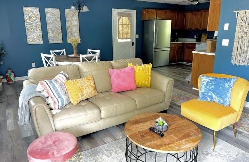 Sevierville House | Pet-Friendly Retreat Near Douglas Lake with Top Guest Rating