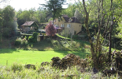 Les Eyzies House | Inviting Retreat in the Heart of Perigord Noir with Pool