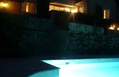 Les Eyzies House | Inviting Retreat in the Heart of Perigord Noir with Pool