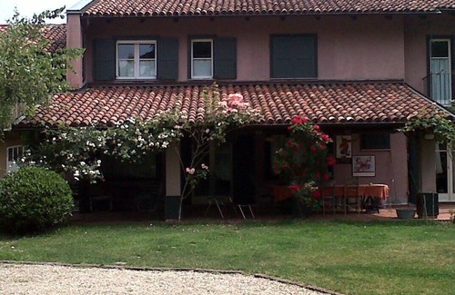 Sciolze House | Idyllic Countryside Retreat 20 km from Turin, Rated 9.8