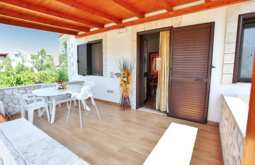 Chiesiola House | Relaxing 2-Bedroom House with Pool near Vieste Beach
