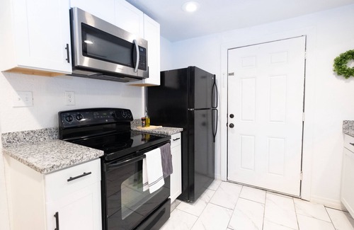 East Tampa House | Outstanding Ybor House with Family-Friendly Amenities