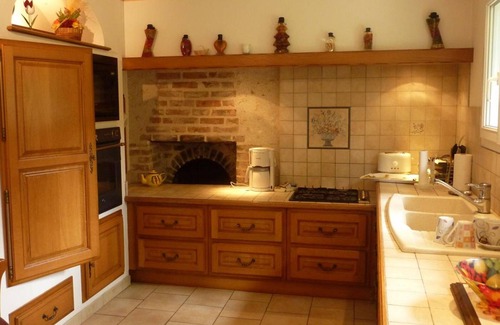 Cheverny Cottage | Gite Cheverny: Family-Friendly Getaway with Spa & Breakfast