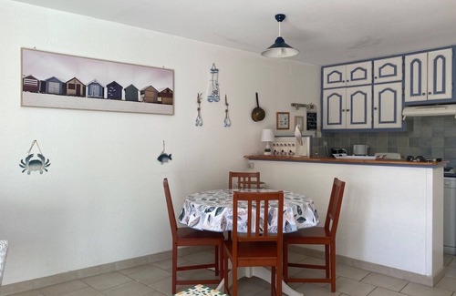 Ars-en-Re House | Cozy Beachside Retreat in Ars en Ré - Rated 9.6/10