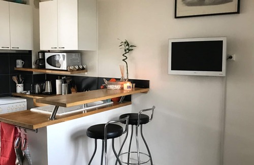 Bry-sur-Marne House | Beautiful House by the Marne with Garden Near Paris