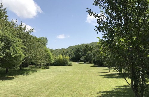 Ginouillac House | Charming house on property with swimming pool and jacuzzi