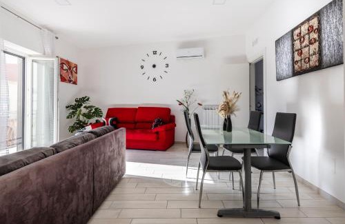 Casamarciano Apartment | Family-Friendly House Twin with Perfect Guest Rating 10/10
