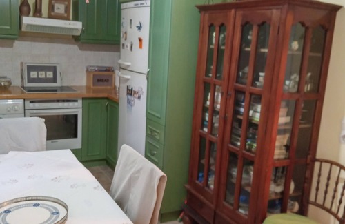 Dafnata House | Idyllic House with Scenic Country Views and Pet-Friendly Amenities