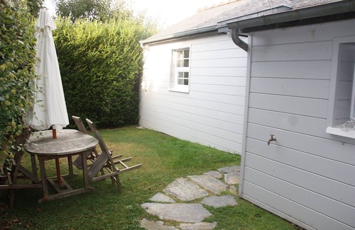 Crozon House | Idyllic House with Garden & Pool Near the Beaches