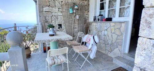 Paxos Apartment | Scenic House with Breathtaking Views - Guest Rated 9.7