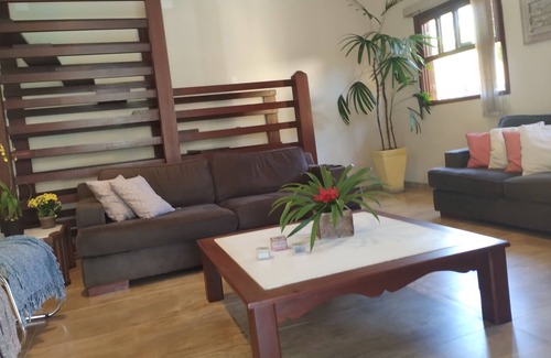 Ponte Branca House | Charming house with pool, 3 bedrooms, one suite, WI-FI, air conditioning.