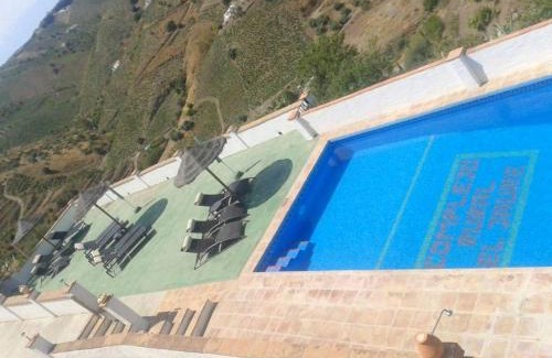 El Borge House | Relaxing 3-Bedroom Retreat with Private Pool in El Borge