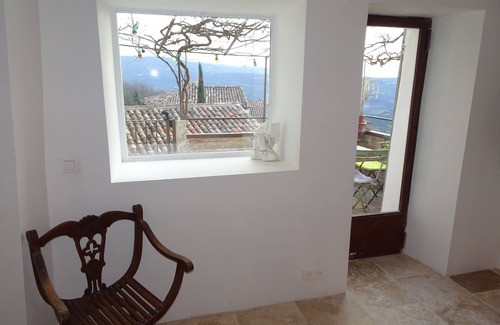 Caseneuve House | Scenic Retreat with Pool, Sauna & 10/10 Guest Rating