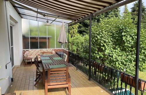 Graz-Straßgang House | Relaxing House with Yard in Quiet Residential Area