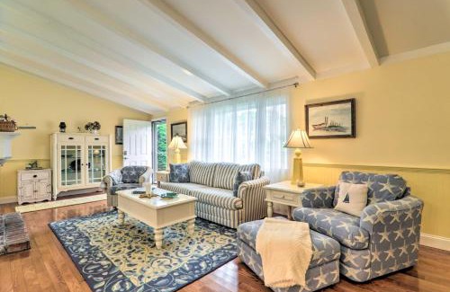 Hyannis Port House | Beachside Hyannis Cottage with Ocean View & Family Friendly