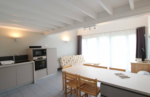 Biville Cottage | Gite La Hague: 3 Bedrooms Ideal for Families and Pets