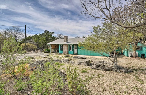 Ingram Cottage | Inviting Ingram Home with Yard & Furnished Patio Retreat