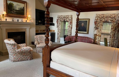 Montchanin Hotel | Serene Inn Retreat with Spa and Farm-to-Table Dining