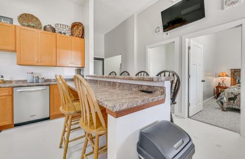Ellston House | Charming Iowa Home 1 Mi to Golf
