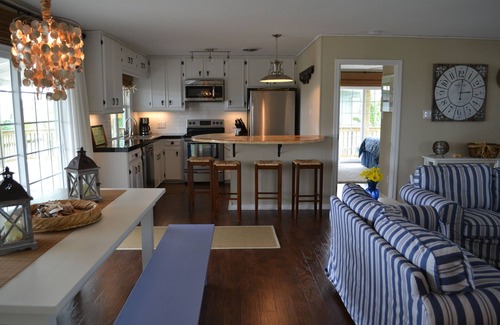 Key Allegro House | Pet-Friendly Key Allegro Waterfront Home with Kayaks & Pool