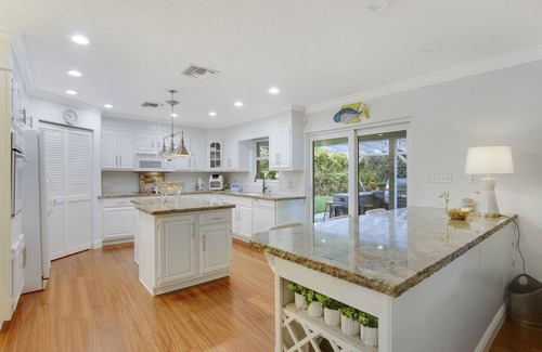 Hobe Sound House | Inviting Key West Home with Pool, Spa & Pet-Friendly Perks