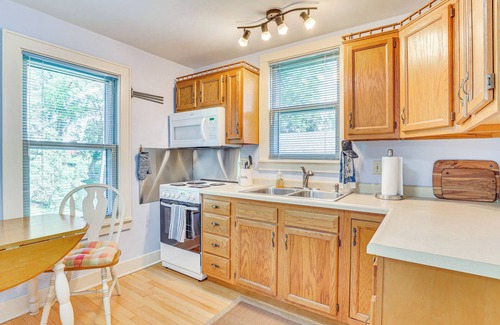 Lake Mills House | Inviting Lake Mills Retreat Steps from Rock Lake & Beach