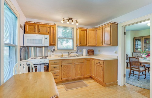 Lake Mills House | Inviting Lake Mills Retreat Steps from Rock Lake & Beach