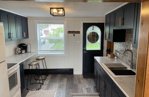 Houghton Lake Heights House | Lakefront Retreat: Guest Rated 10/10 with Stunning Views