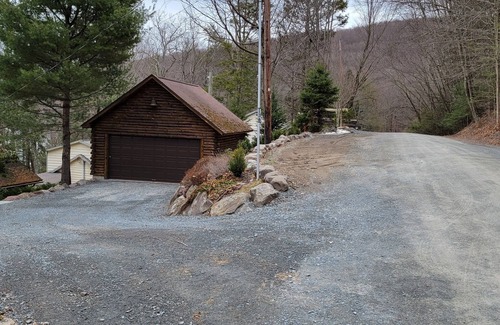 Greentown Cabin | Scenic Lakefront Log Cabin with Private Dock & Family Amenities
