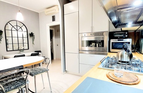 Central Station Apartment | Ideal Three-Room Apartment Near Central Station - Rated 10/10