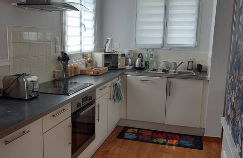 Locquirec House | Kid-Friendly Retreat Just 5 Minutes from the Beach