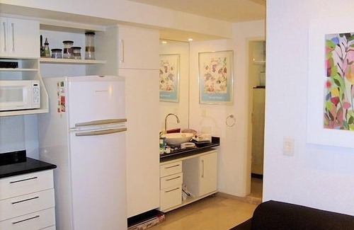 Leblon Apartment | Oceanfront Loft in Leblon - Rated 9.6 with Spa & Breakfast