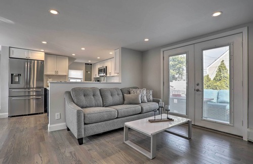 Bellmore House | Relaxing Long Island Retreat with Ocean Views & Spa Access