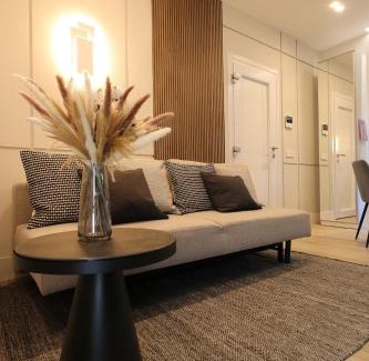 Olbia City Centre Apartment | Elegant Suite Garibaldi in Old Town with Family-Friendly Amenities